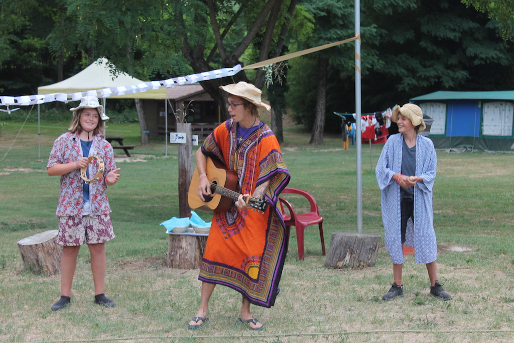 Village Camps International Summer Camp Ardèche, France 2019-07-26 https://www.villagecamps.com/journals_admin/images/2166-7214-TalentShow4 copy.jpg Village Camps International Summer Camp Ardèche, France 2019-07-26 https://www.villagecamps.com/journals_admin/images/2166-7214-TalentShow4 copy.jpg